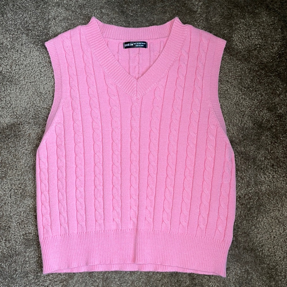 Sweater vest